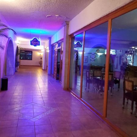 Hotel Mision Santa Maria San Quintin Экстерьер фото