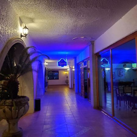 Hotel Mision Santa Maria San Quintin Экстерьер фото